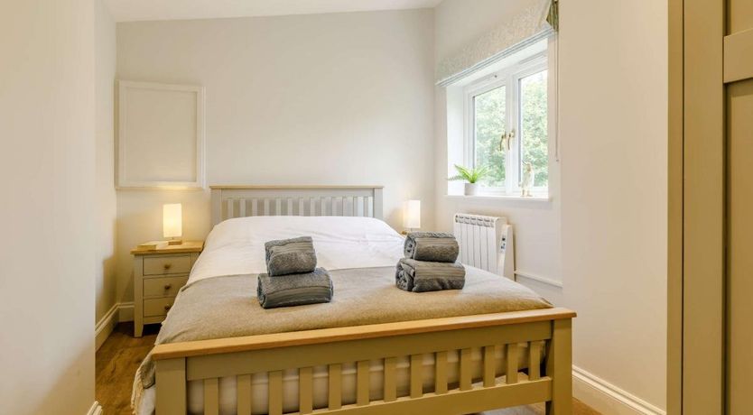 Photo of 2 Bed in Thornfalcon