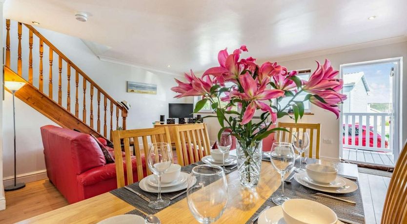 Photo of 3 Bed in Freshwater East