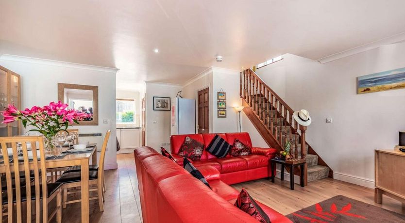 Photo of 3 Bed in Freshwater East