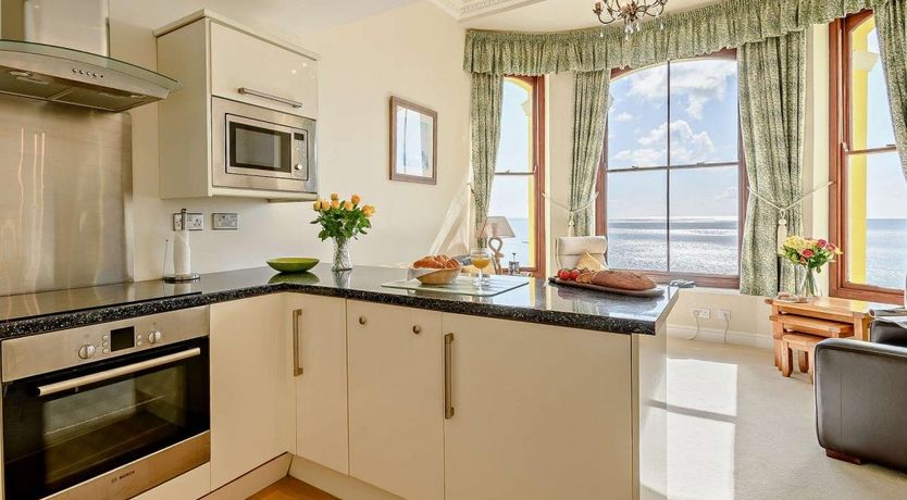 Photo of 2 Bed in Tenby