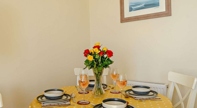 Photo of 2 Bed in Tenby