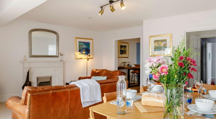 Photo of 2 Bed in Aberdovey