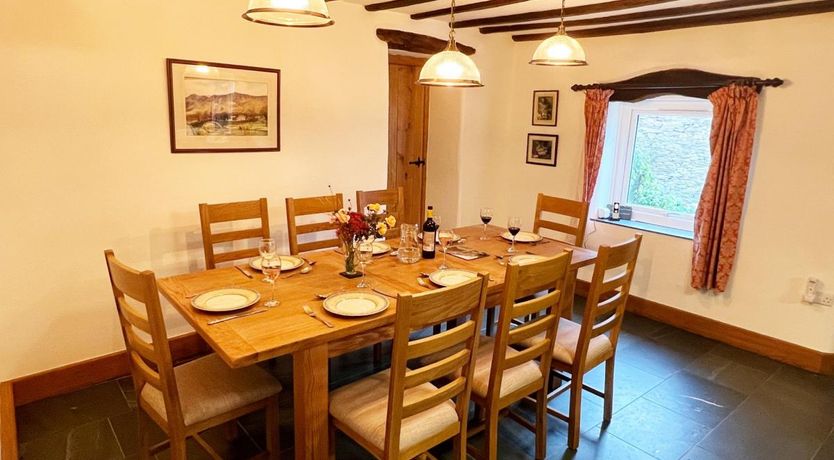 Photo of 4 Bed in Routenbeck