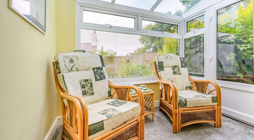 Photo of 4 Bed in Routenbeck