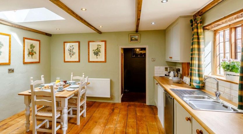 Photo of 2 Bed in Barrington