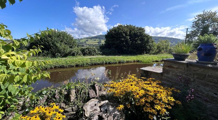 Photo of 3 Bed in Talybont-on-Usk