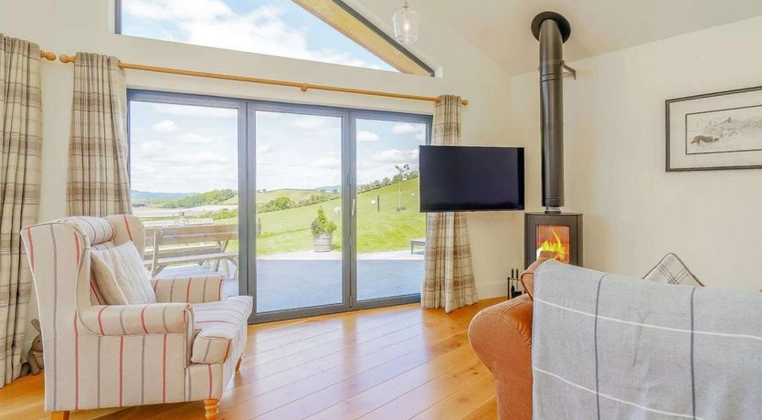 Photo of 2 Bed in Llandyssil