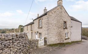 Photo of Cottage in Derbyshire