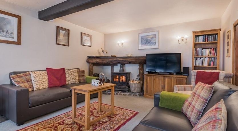 Photo of 3 Bed in Water Yeat