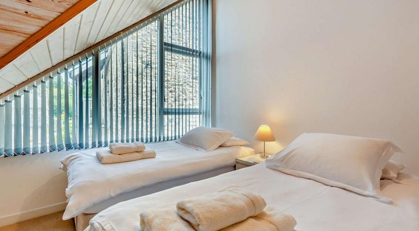 Photo of 3 Bed in Penally