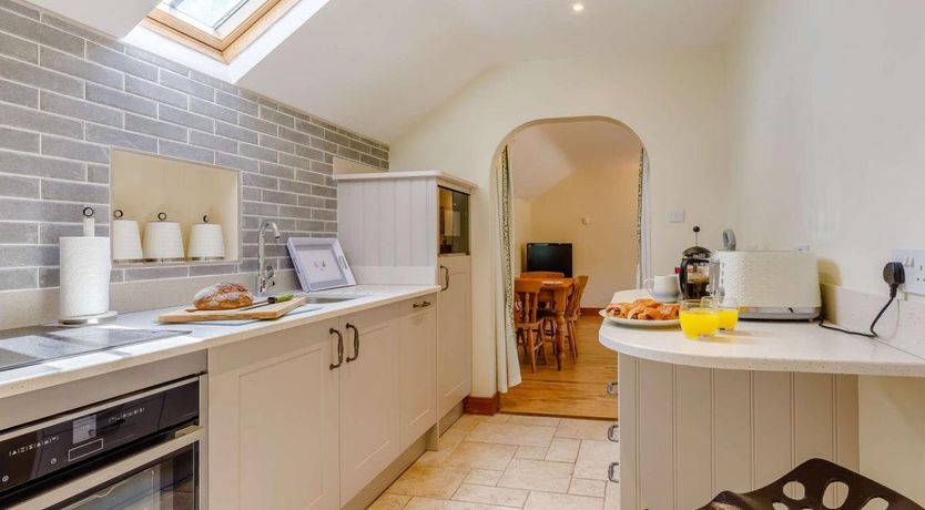 Photo of 1 Bed in Uplyme