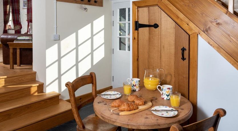 Photo of 1 Bed in Llansantffraed