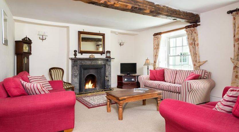 Photo of 6 Bed in Lamplugh