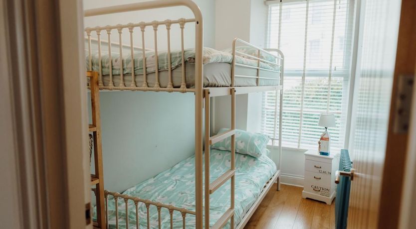 Photo of 3 Bed in Tenby