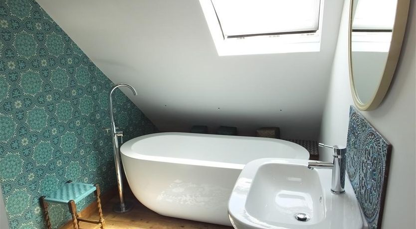 Photo of 3 Bed in Tenby