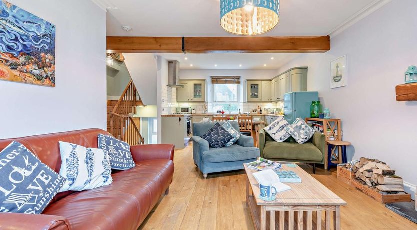 Photo of 3 Bed in Tenby