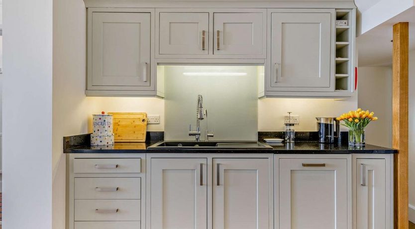 Photo of 4 Bed in Aberdovey