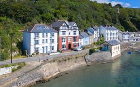 Photo of in Aberdovey (DY003)