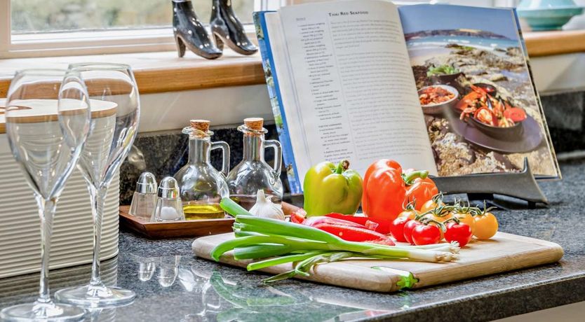 Photo of 4 Bed in Weston-super-Mare