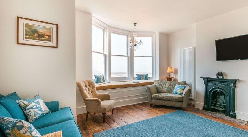 Photo of 5 Bed in Margate