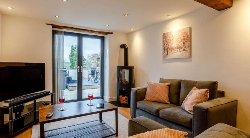 Photo of 2 Bed in Atherington