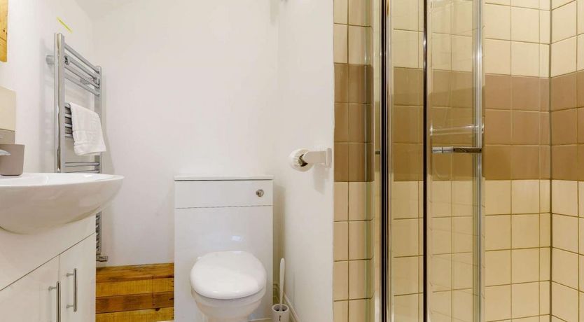 Photo of 2 Bed in Atherington