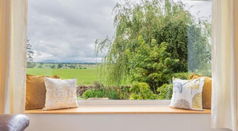 Photo of 4 Bed in Plumpton