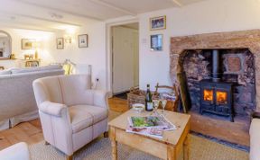 Photo of 4 Bed in Cwmcarvan