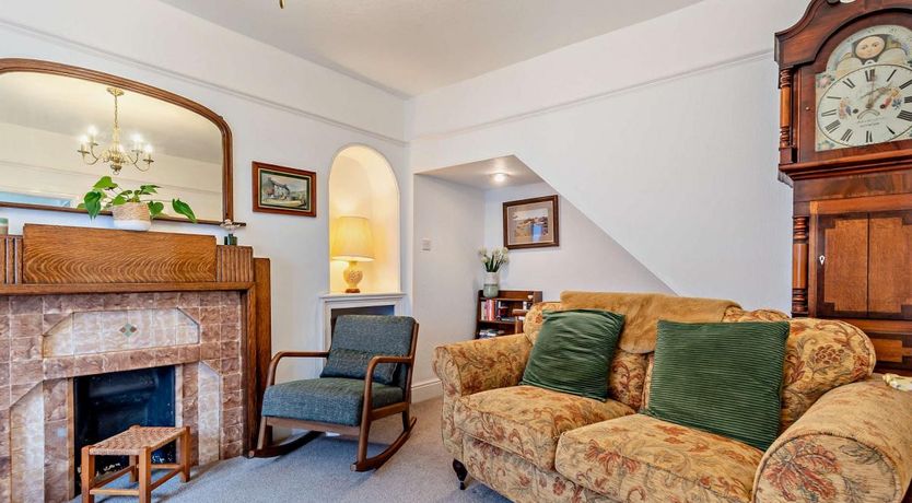 Photo of 3 Bed in Tenby