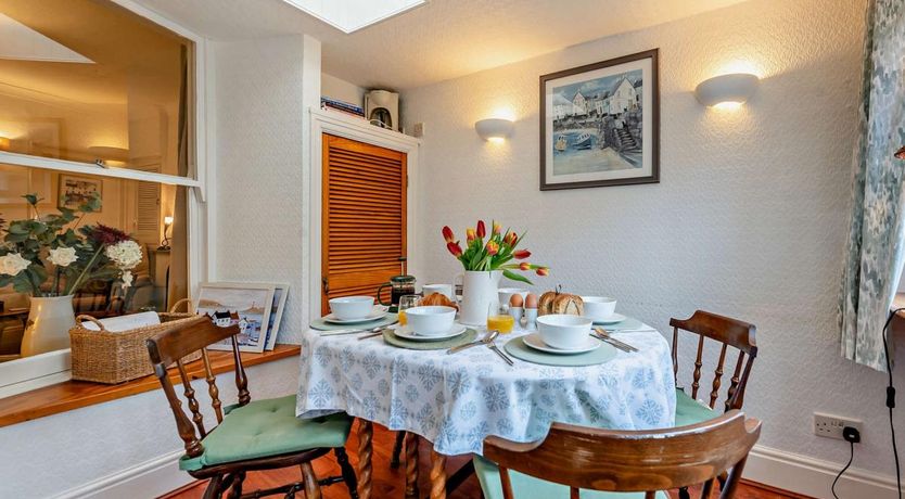 Photo of 3 Bed in Tenby