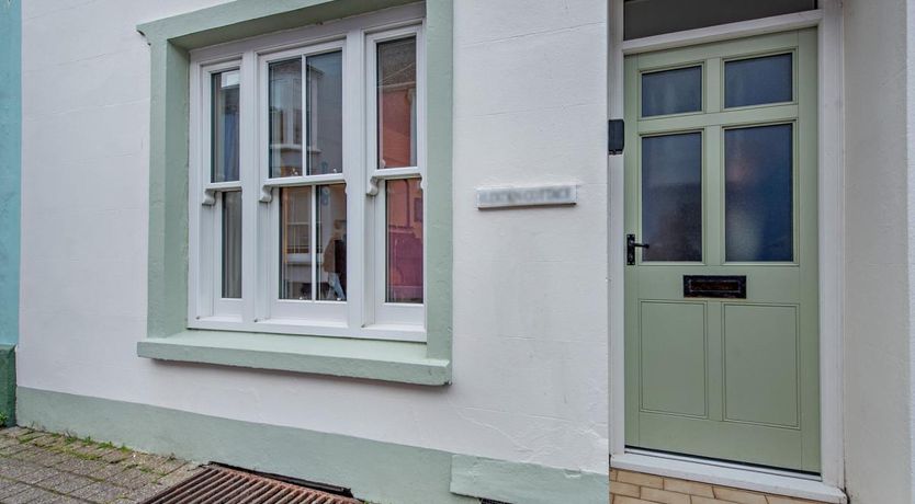 Photo of 3 Bed in Tenby