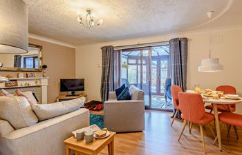 2 Bed in Mablethorpe Holiday Home