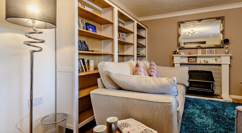 Photo of 2 Bed in Sutton-on-Sea