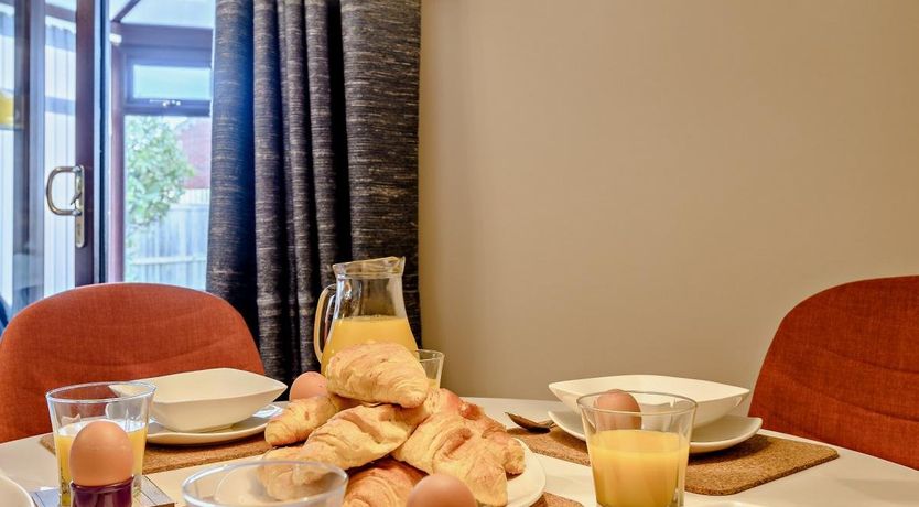 Photo of 2 Bed in Sutton-on-Sea