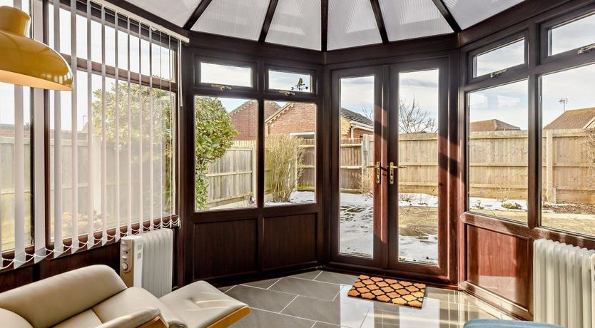 Photo of 2 Bed in Sutton-on-Sea