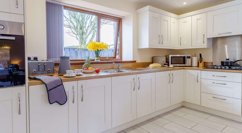Photo of 2 Bed in Lampeter