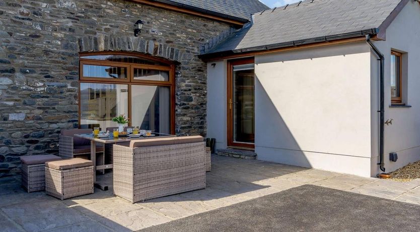 Photo of 2 Bed in Cellan