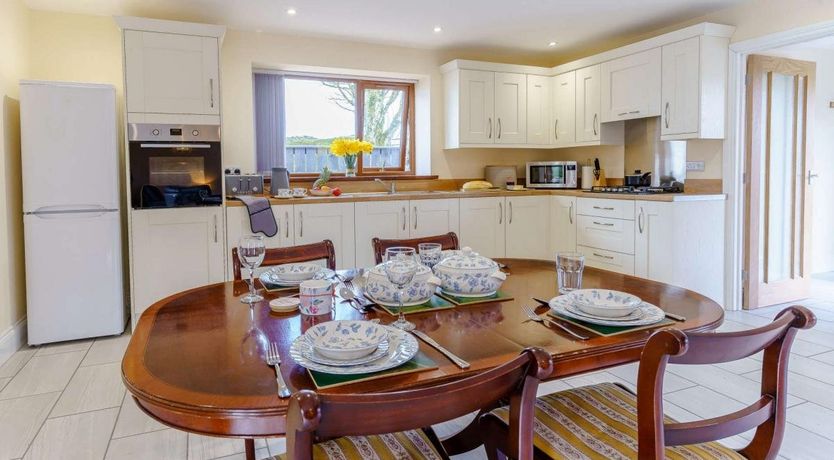 Photo of 2 Bed in Cellan