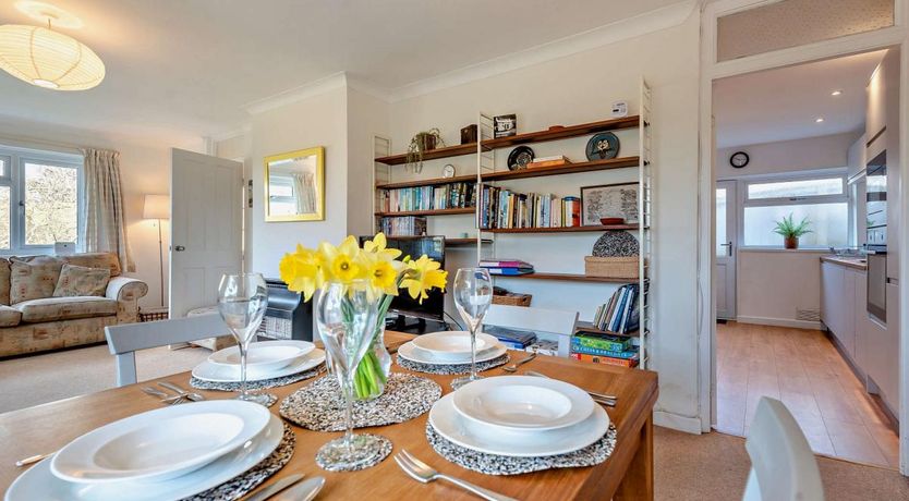 Photo of 3 Bed in Tenby