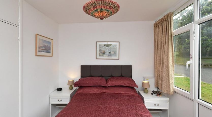 Photo of 2 Bed in Nolton Haven