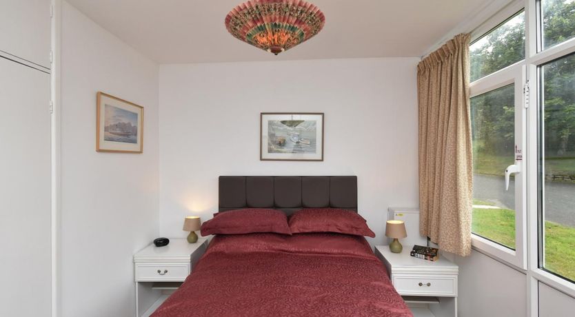 Photo of 2 Bed in Nolton Haven