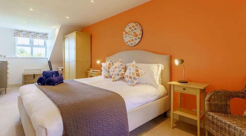 Photo of 5 Bed in Yarmouth