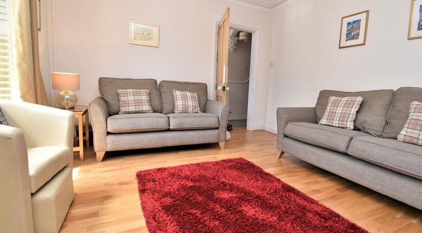 Photo of 3 Bed in Tenby
