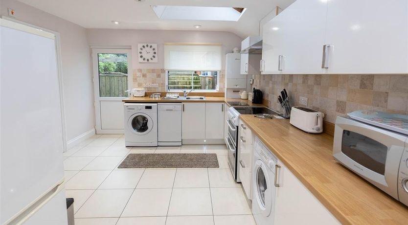 Photo of 3 Bed in Tenby