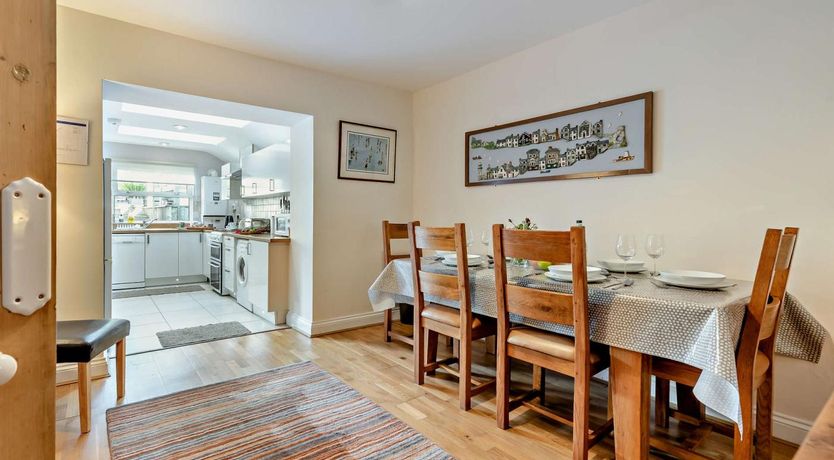 Photo of 3 Bed in Tenby