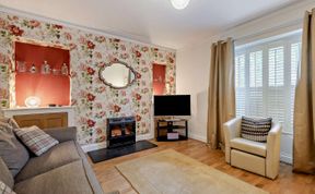 Photo of 3 Bed in Tenby