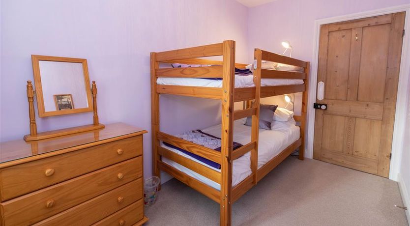 Photo of 3 Bed in Tenby