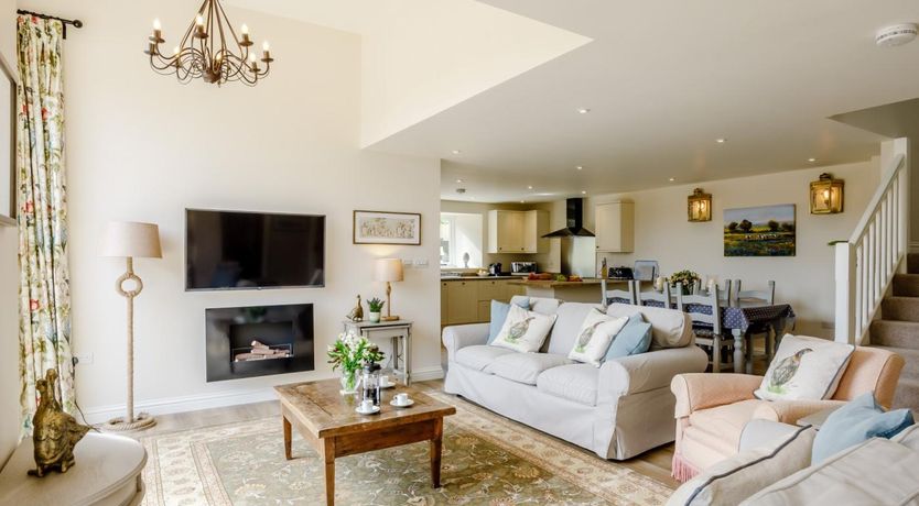 Photo of 3 Bed in Dorchester
