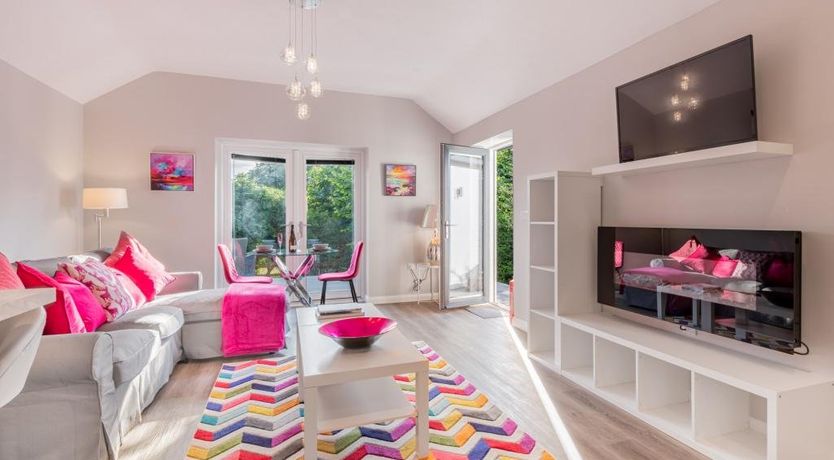 Photo of in Edenhall (SZ604)