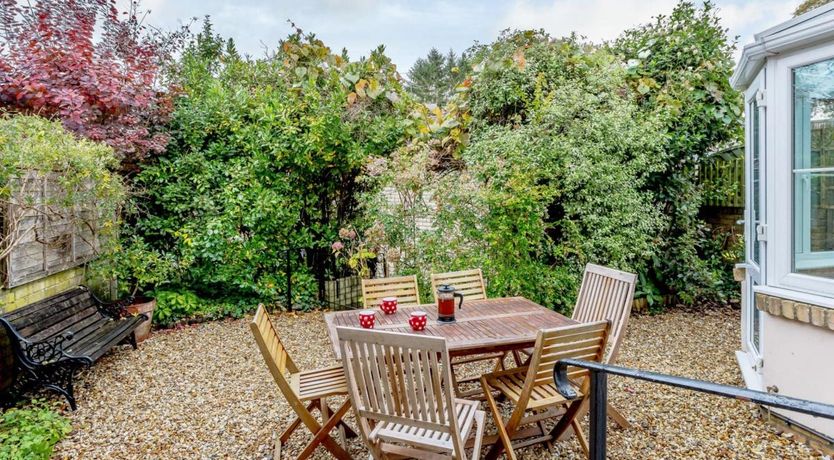 Photo of 3 Bed in Netherbury